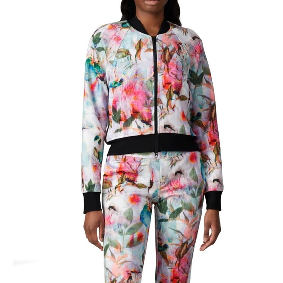 Pam & Gela floral jacket and track cropped pants set EUC - Picture 2 of 16